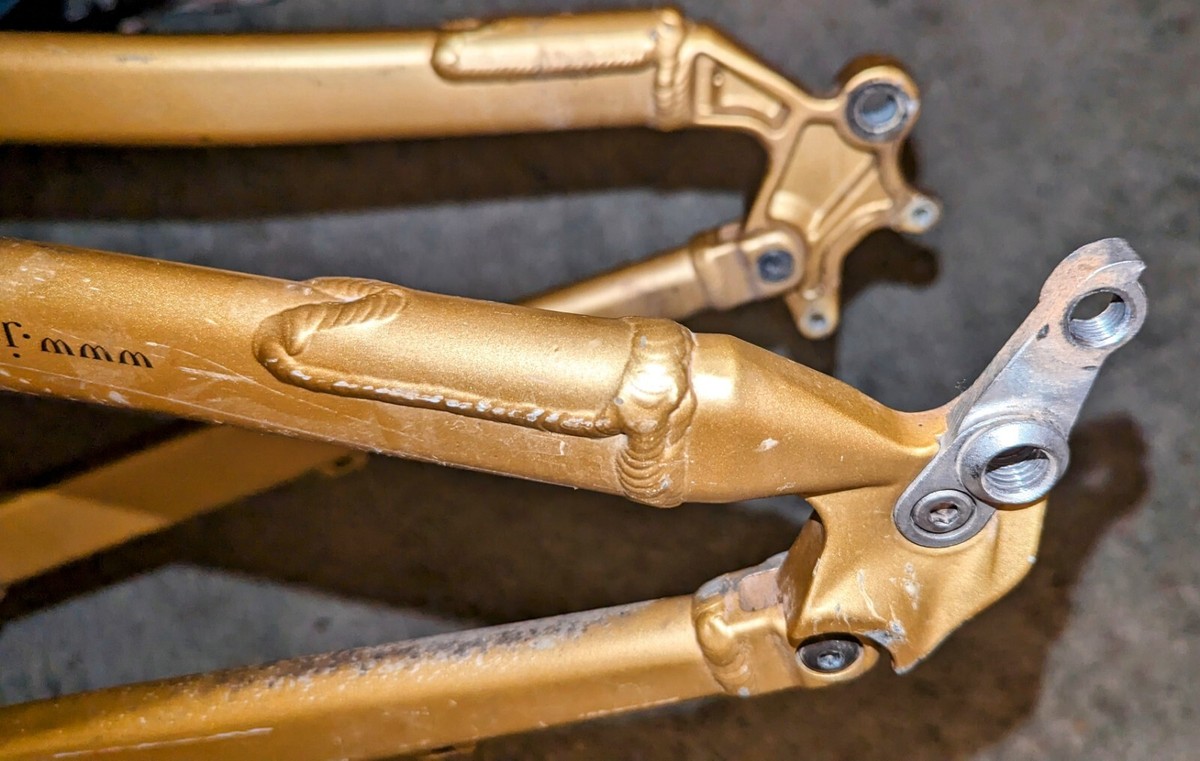 JAMIS DAKAR BAM DOWNHILL MOUNTAIN BIKE FRAME WITH A FOX DHX