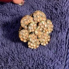 Bold Rose Gold Colored Rhinestones Flower Stretch Ring