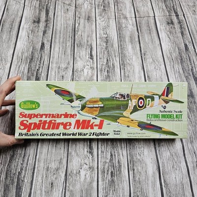 Vintage Guillows Supermarine Spitfire MK-I 504 Flying Model Airplane Kit Green