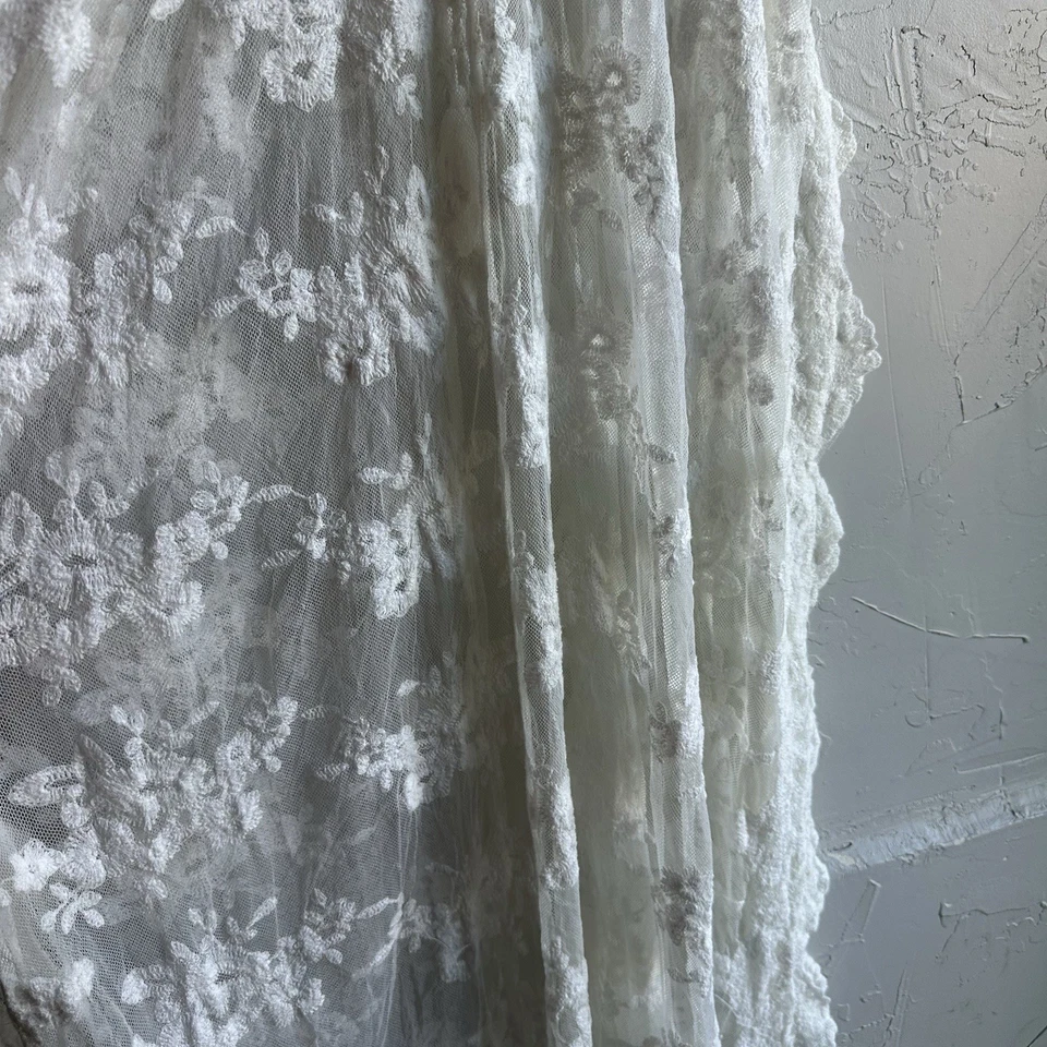 Shiraleah Renda Branca Comprimento Máximo Estilo Kaftan Cobertura/Roupão Casamento Tamanho Único - Imagem 4 de 4