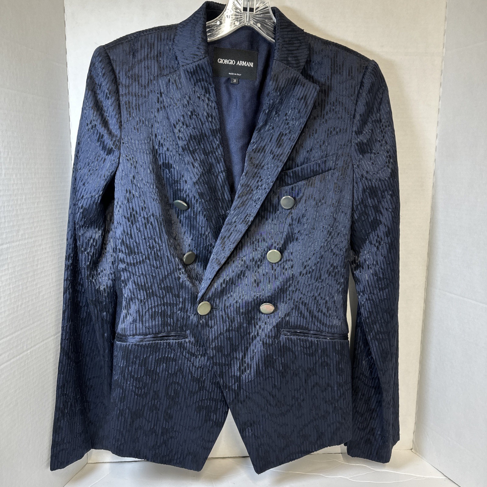 Vintage Y2K Giorgio Armani Silk Blend Blazer  Made in Italy Size 38, See Pics