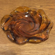 Vtg MCM Fenton Amber Glass Swirl Ashtray 8”