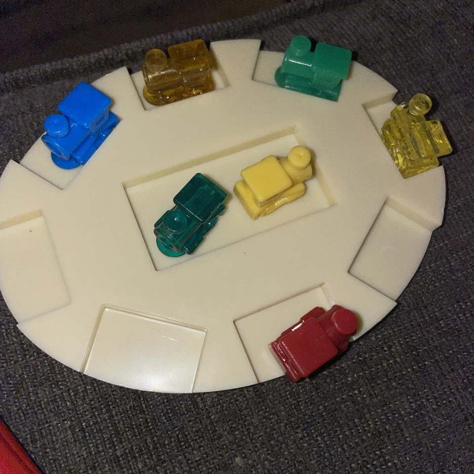 Mexican Train Domino Hub And  Center 7 Markers - Image 2 of 2