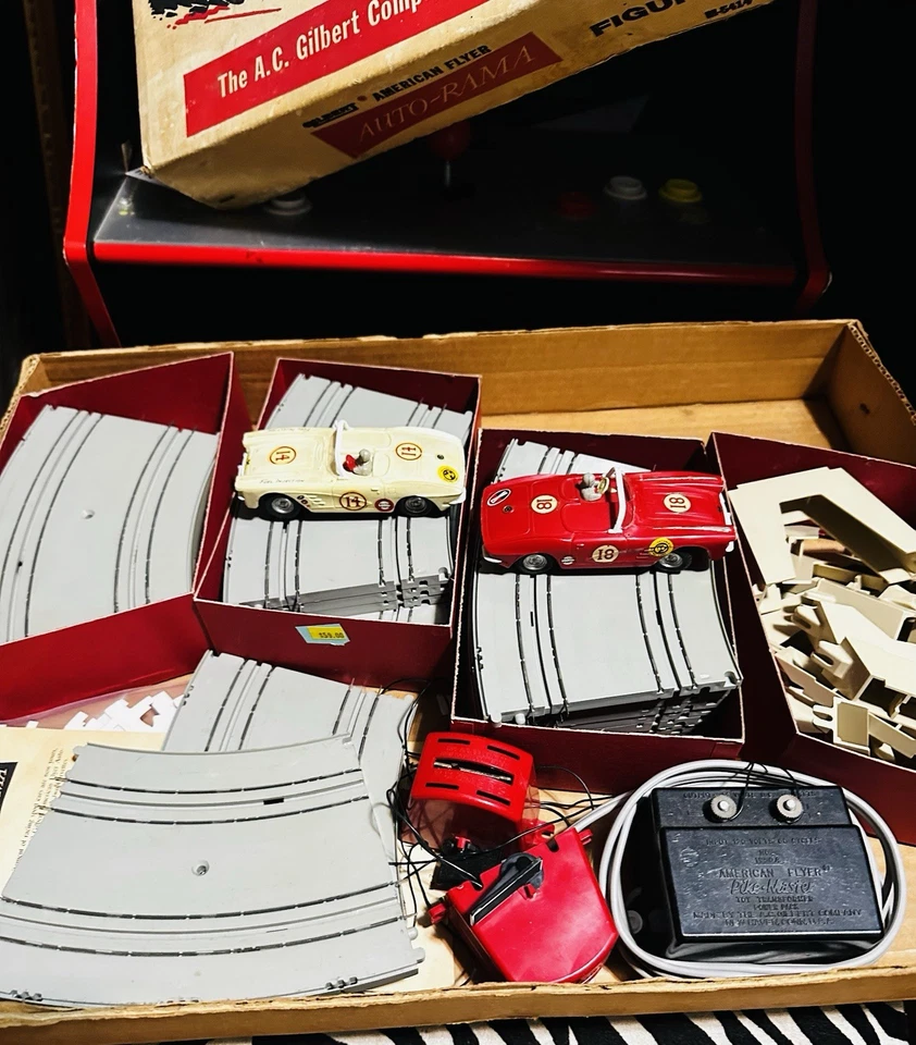 Juego de carreras AC Gilbert American Flyer Auto Rama Autorama 8 Corvette Foto 2 de 2