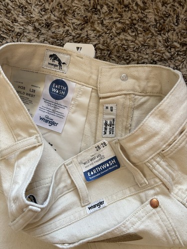 NWT Wrangler Jeans Women's Wild West 603 High Rise Straight Cream Size 28x28 - Picture 10 of 11