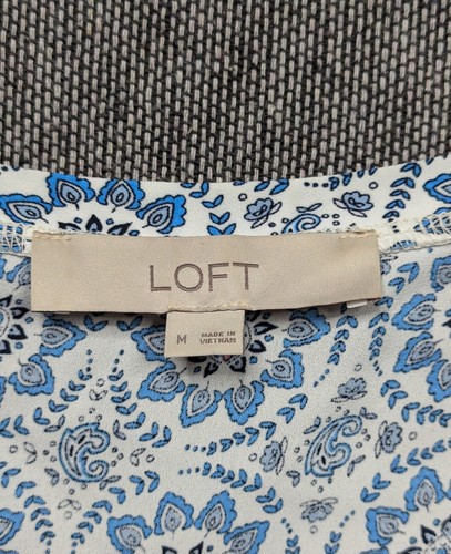Loft White Blouse With Blue Floral Pattern Size M - Picture 4 of 7