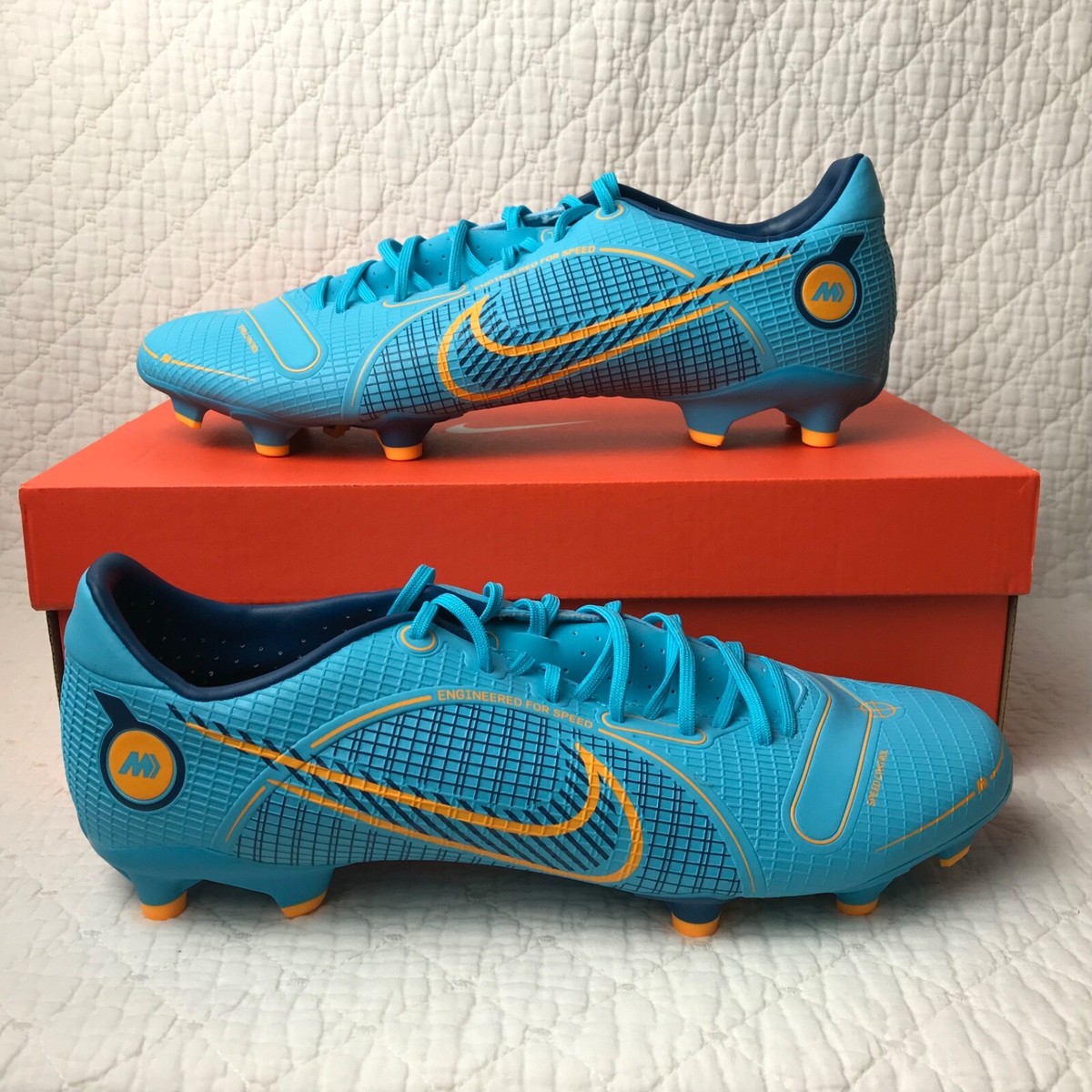 Nike Vapor 14 Academy FG MG Soccer Cleats Men's SZ 11 Chlorine