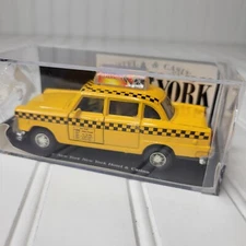 Die Cast Classic New York City Old Fashion Yellow Taxi Cab toy model 5 inch size