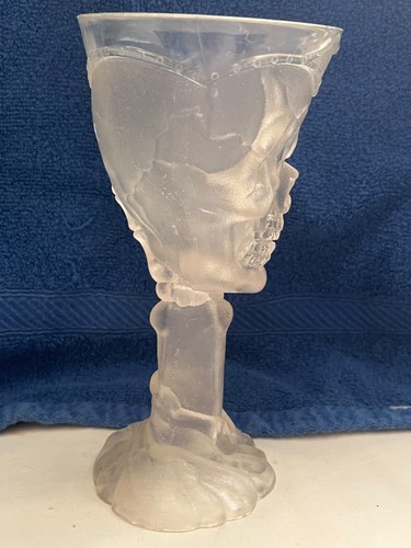 Clear/Frosted Plastic Halloween Skull Face Goblet - Picture 2 of 9