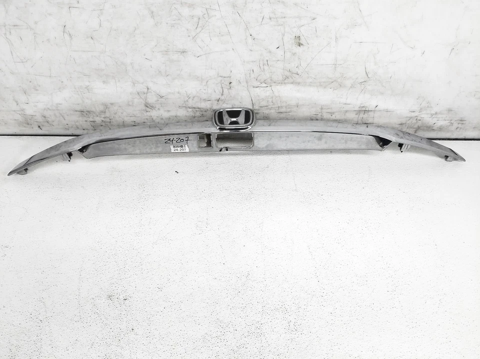 Honda Odyssey 2018-2020 acabado tapa adorno 74890-Thr-A01 *pequeña grieta Foto 2 de 4