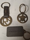 2 Vintage Marlboro Brass  Key Chains Longhorn Star & Red Man Keychain  — photo 5