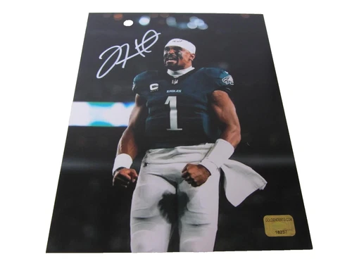 JALEN HURTS Hand Signed 8x10 Photo EAGLES QB #1  Autograph w/COA (GOLDEN)