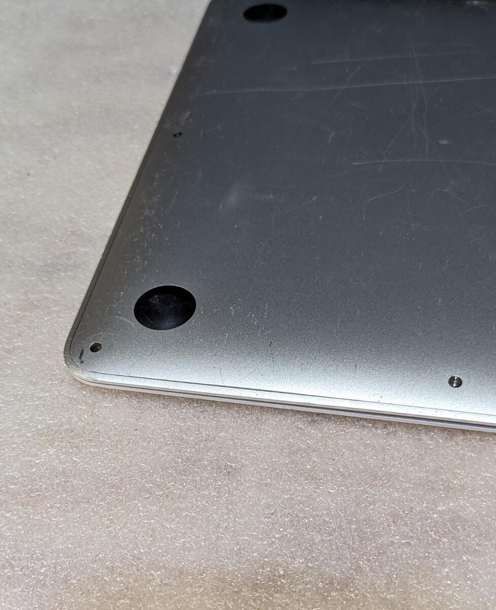 MacBook Air ( 13-inch, Early 2014) 1.4 GHz Intel Core i5 MacBook Air ( 13-inch, Early 2014) 1.4 GHz Intel Core i5