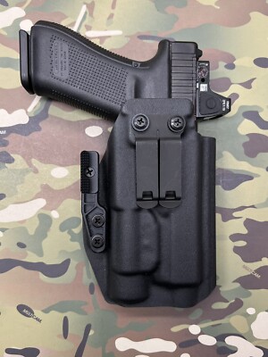 Black Kydex IWB CLAW Holster for Glock 20 Gen5 Streamlight TLR-1