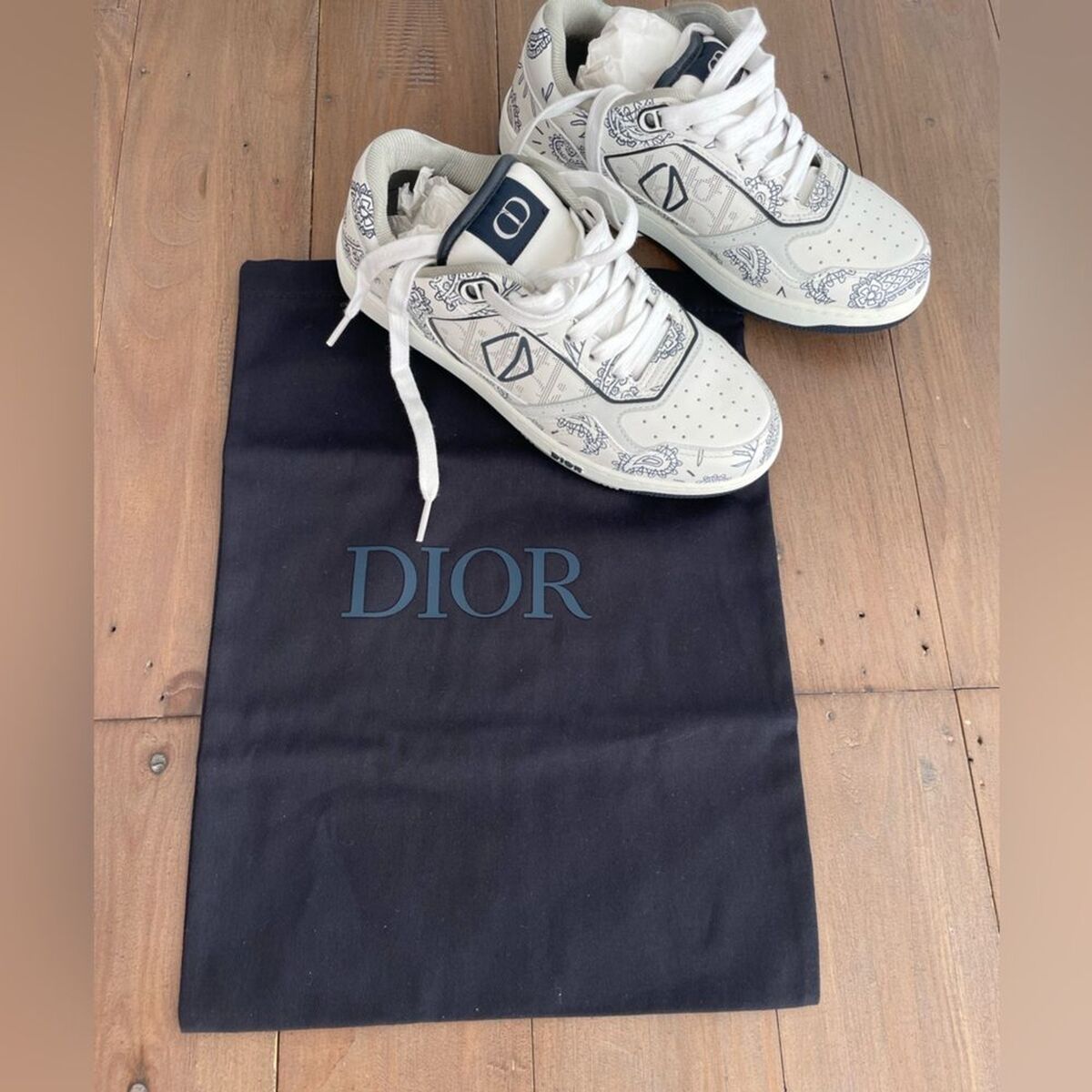 Christian Dior B27 White Navy Galaxy Paisley Calf leather Christian Dior B27 White Navy Galaxy Paisley Calf leather