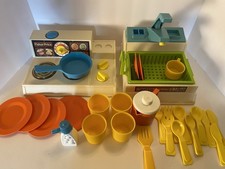 1982 Vintage Fisher-Price Pretend Toy Kitchen Sink Oven Set Lot Utensils Cups