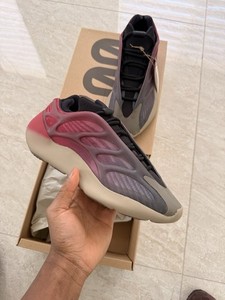 Yeezy 700 V3 Fade Carbon | eBay