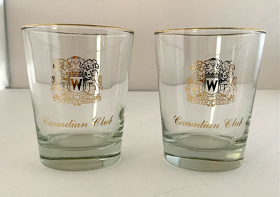 Set of 2 Hiram Walker Canadian Club Gold Logo 4.5'' Tall Glasses