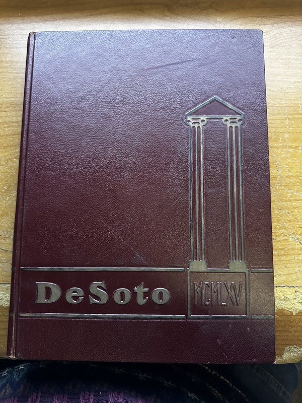 1965 "DeSoto" - Memphis State University Yearbook - University Of Memphis B6