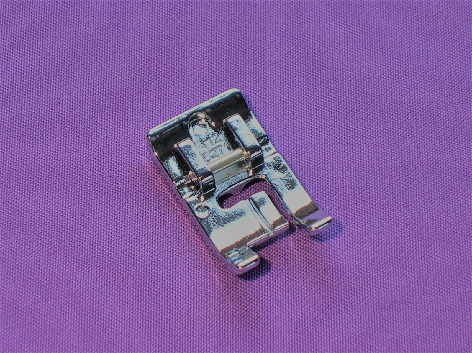 DOUBLE WELT CORD FOOT FITS HUSQVARNA VIKING SEWING MACHINES #4126271-45 (46)