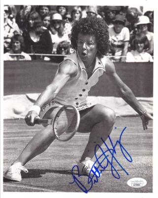 BILLY JEAN KING Signed 8x10 B&W Photo Full Autograph JSA AC55905 | eBay