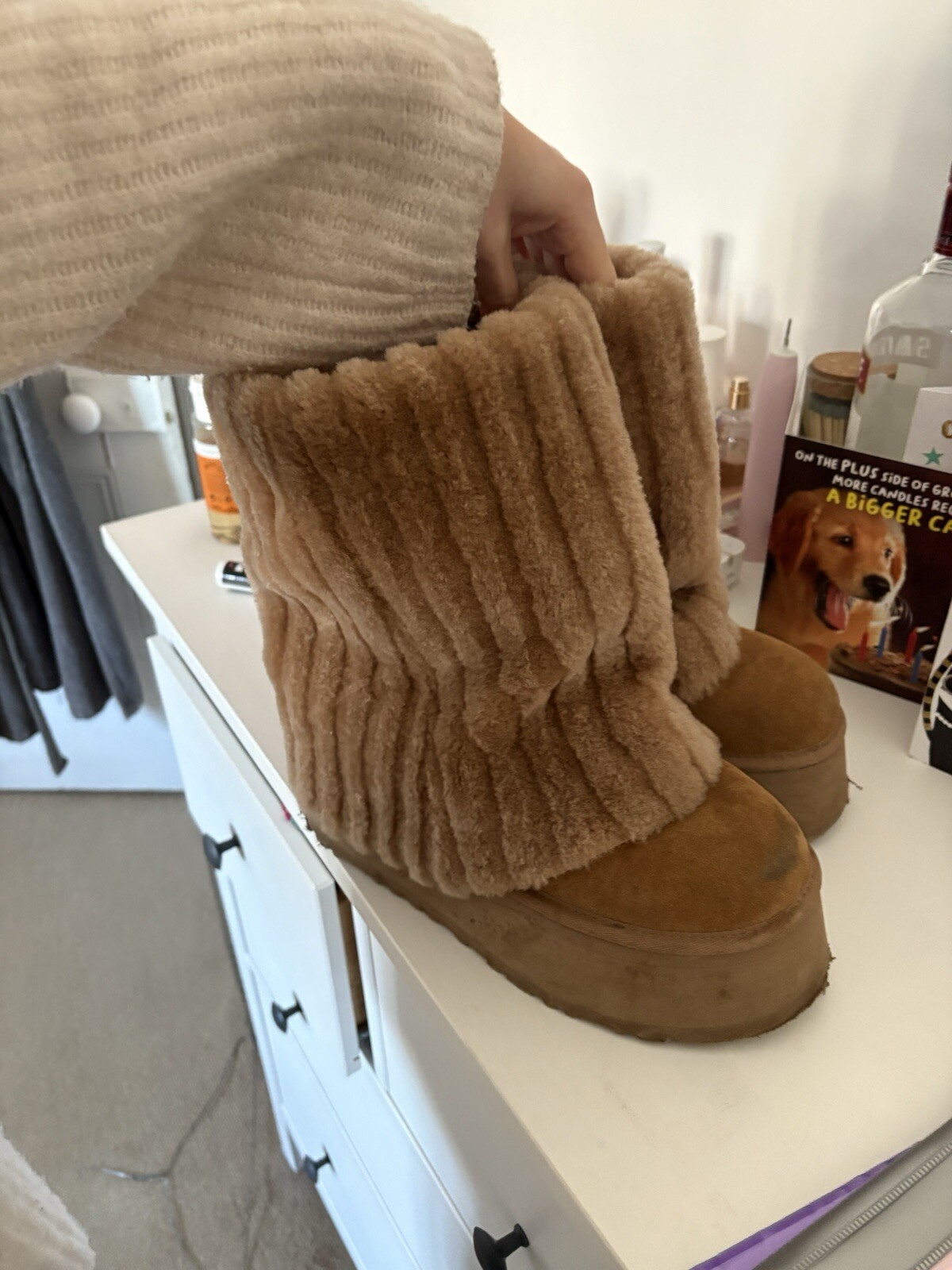 Rare UGG Classic Short Sherpa Size 5 image 7