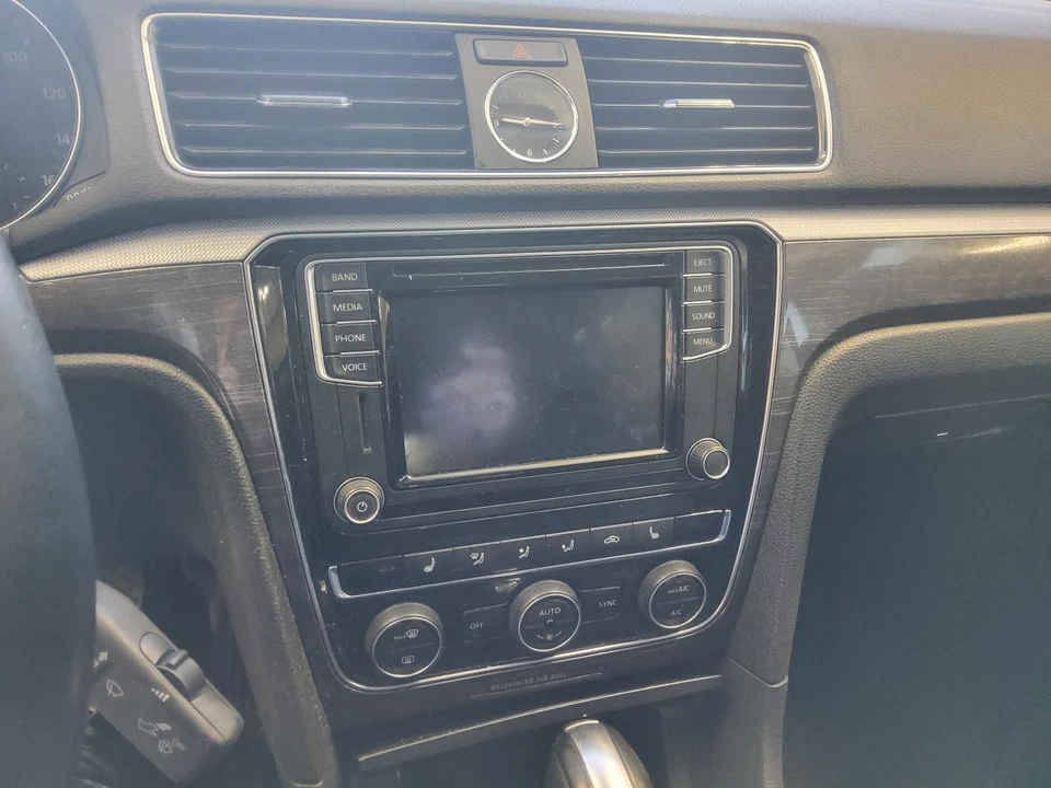 Used Rack and Pinion Assembly fits: 2016 Volkswagen Passat power rack and pinion Foto 4 de 4