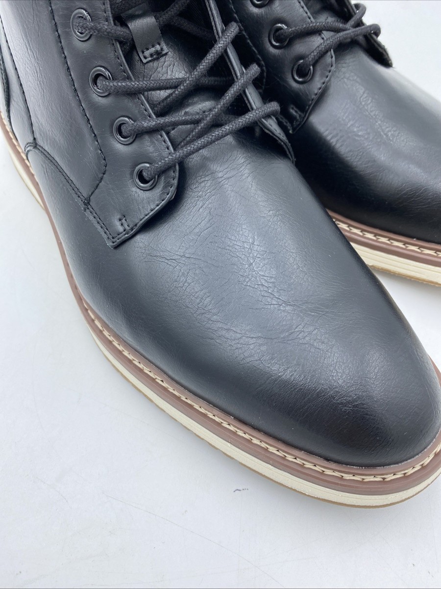 Steve Madden Men display picture 2