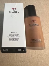 Chanel #1 De Chanel Red Camellia Revitalizing Foundation BR152 1 Fl Oz Free Ship