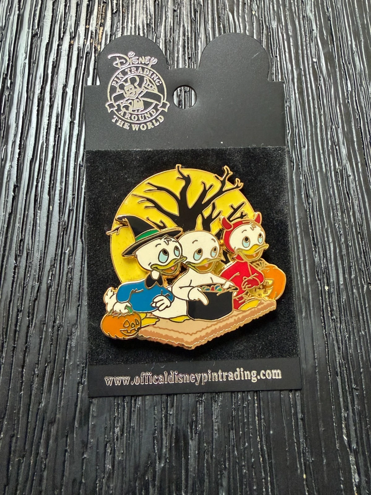 VINTAGE Disney 2005 Huey Dewey Louie Halloween Trading Pin with Packaging