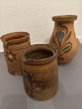 3 uralte Keramik Ton  Krüge Set Handarbeit Handgemalt Starke Gebrauchsspuren