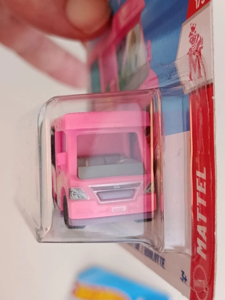 Hot Wheels - Barbie Dream Camper - Mattel - 2026 - 1:64 - Immagine 4 di 4