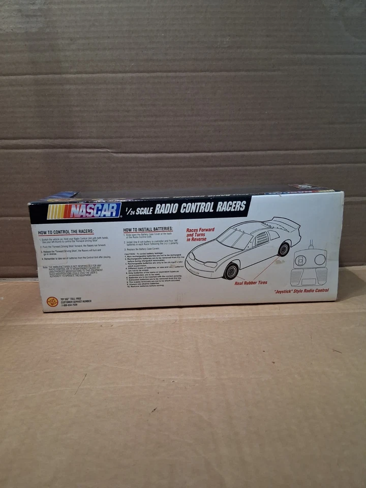 Juego de autos de radiocontrol NASCAR 1997 Jeff Gordon #24 & Dale Jarrett #88 1/24 Foto 3 de 4