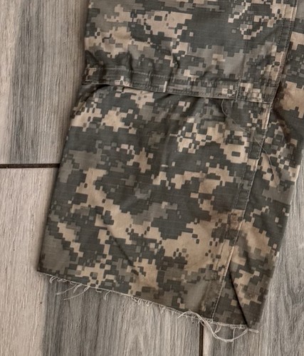 Men’s Vintage Propper Military Combat Trousers Small Camo Pants - Picture 9 of 9