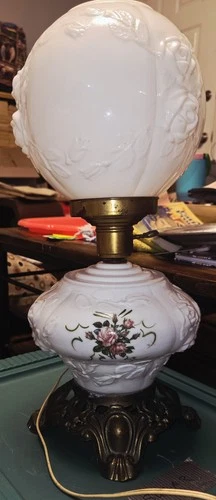 Vintage Gone with the Wind Hurricane Double Globe Roses Lamp Milk Glass WORKING