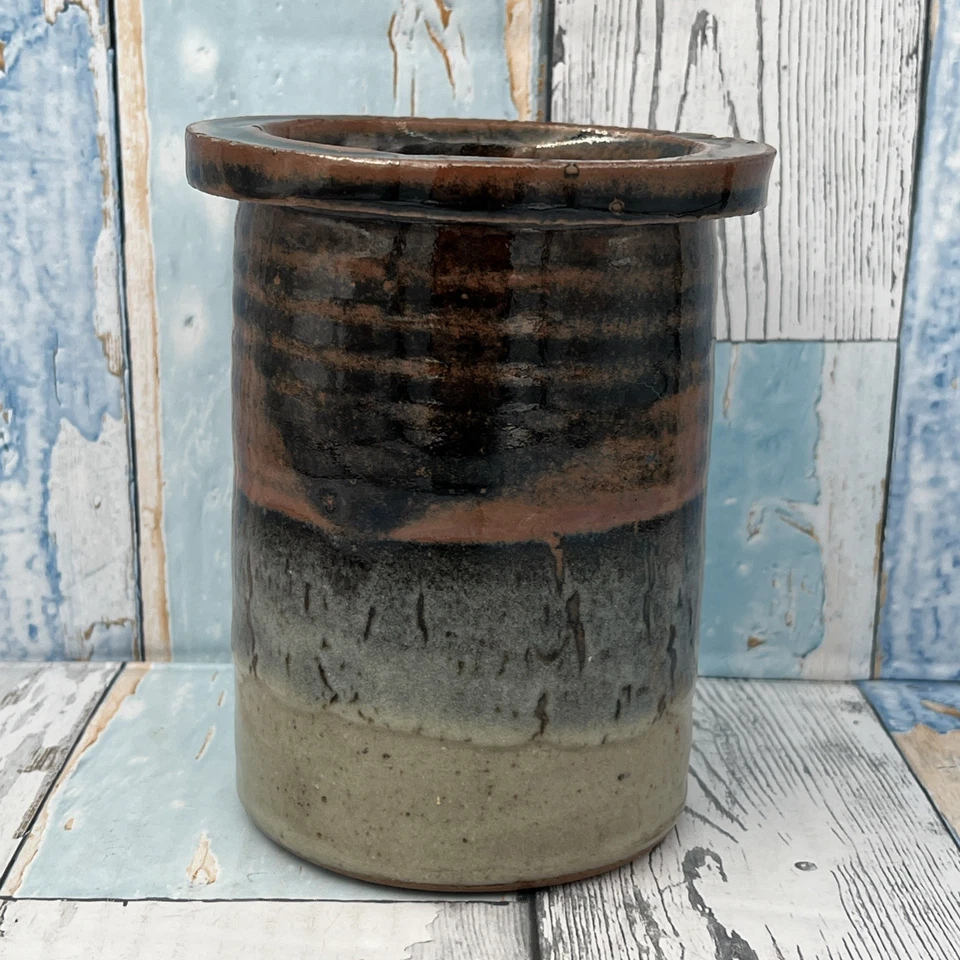 Vintage Rimmed Cylinder Vase-Leach Pottery Mark-Brown Banded Tenmoku Glaze 14 cm - Image 2 of 4