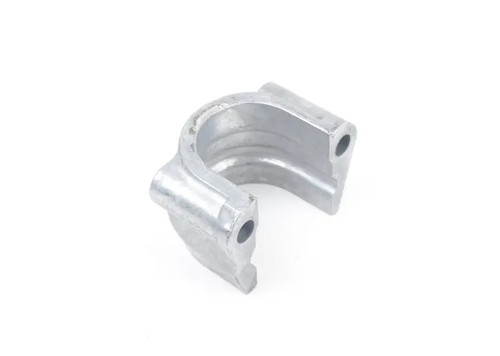 URO Parts Front Right Sway Bar Bracket - Replacement 124 323 0526 For Select Vehicles - View #8