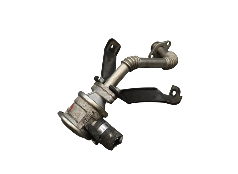 05-07 Válvula de retención de bomba de aire izquierda Maserati Quattroporte M139 EGR con línea OEM Foto 4 de 4