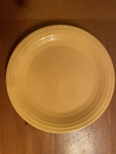 Homer Laughlin Vintage Set of 4 Yellow Fiesta 9 1/2" Dinner Plates