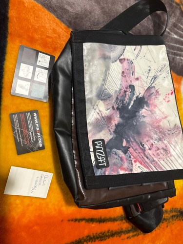 Pinzat Crossbody bag Hand Painted by Javier siquier
