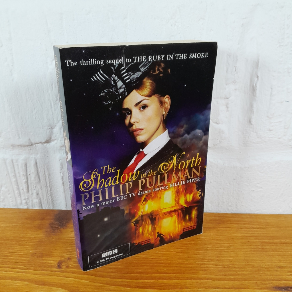 The Shadow in the North — Philip Pullman