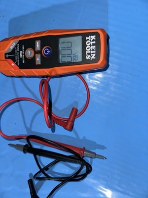 Klein Tools Tough Meter IP53 ET250 Voltage Tester Cat IV 600V