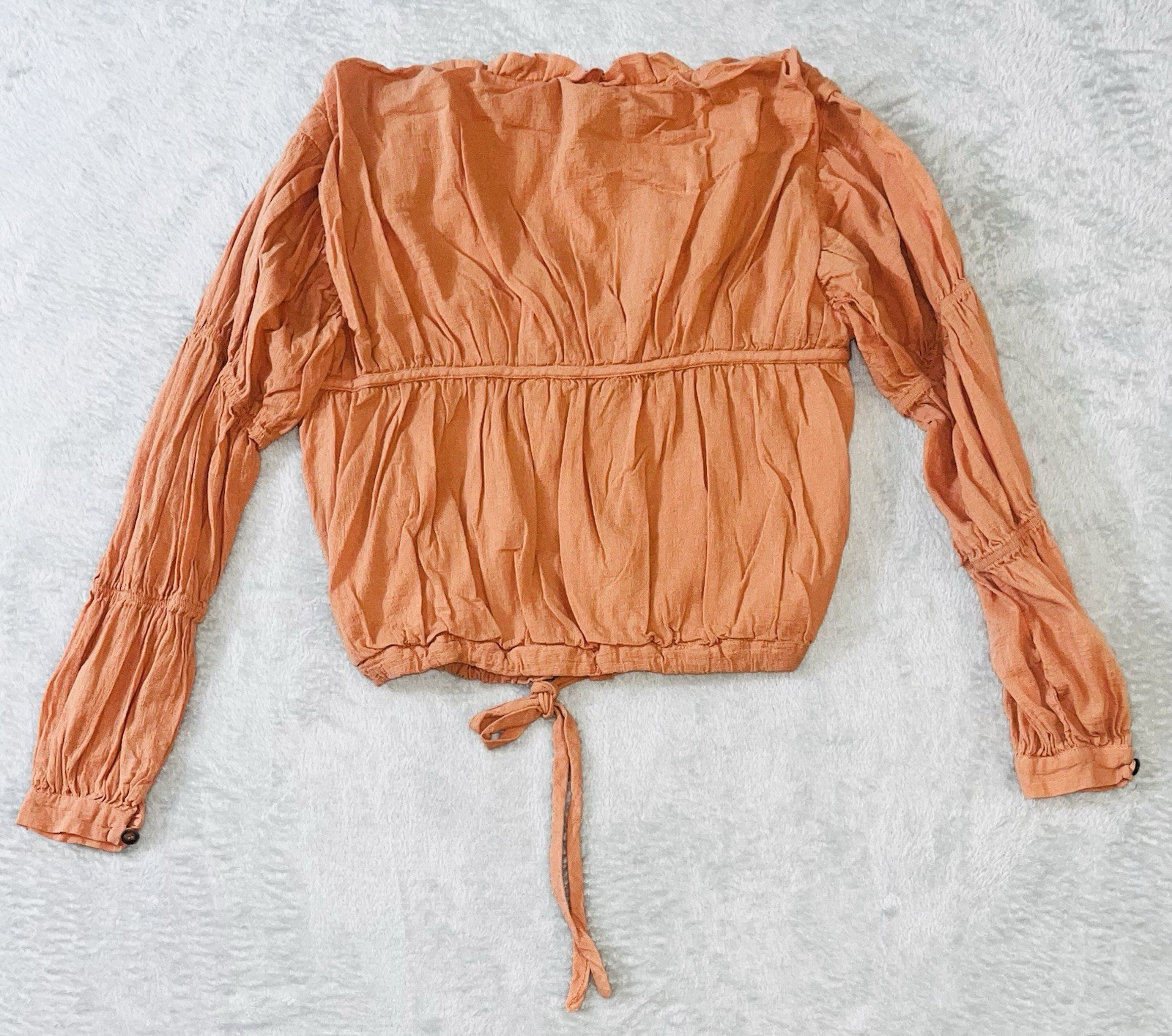 Small LOVE, WHIT X RTR Sand Stone Button Front With Tie Peasant Blouse Top EUC