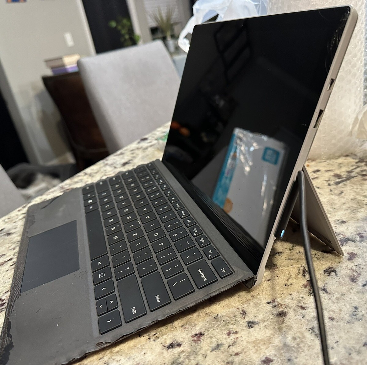 Windowsタブレット本体 Microsoft Surface Pro 5 i5 8GB 128+128GB Amazon.com : Microsoft Surface Pro (5th Gen) (Intel Core i5