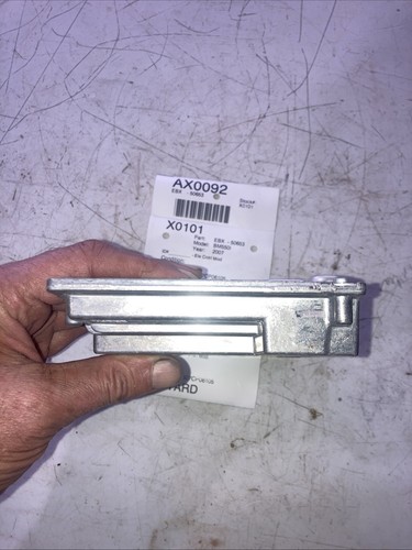 READ 2005-2007 BMW 550I 650I 750I ECU DME 7549700 0261209092 - Picture 5 of 7