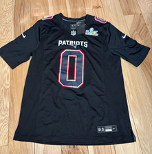 Ultimate New England Patriots Collector and Super Fan Gift Guide  48