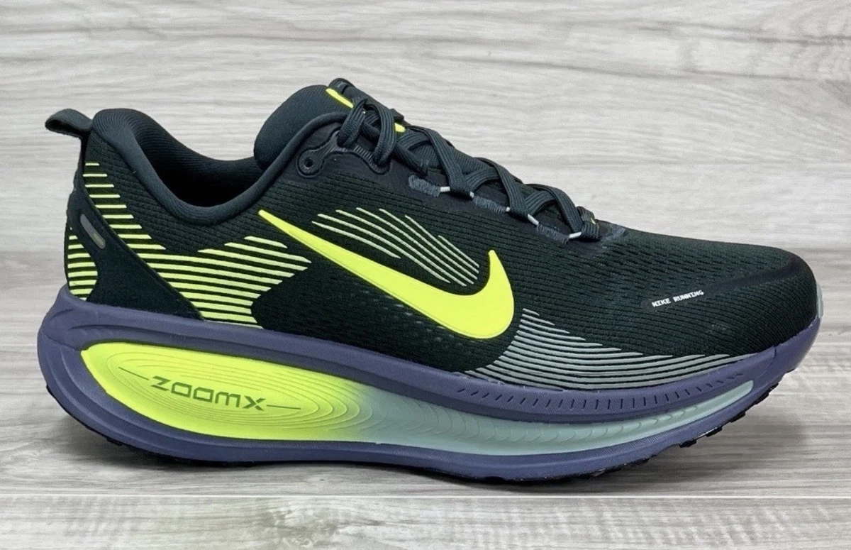 Nike Vomero 18 Extra Wide Seaweed/Cannon/Sanded Purple/Volt for