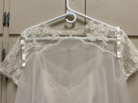 VINTAGE Vanity Fair 34 Ivory Peignoir Gown & Robe Set Lingerie Adj Bustline