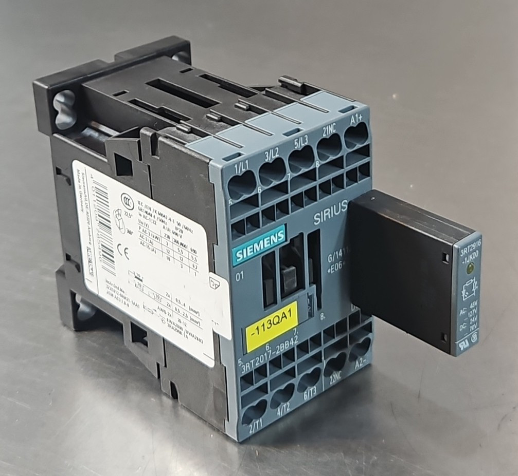 Siemens 3RT2017-2BB42 / 3ZX1012-0RH21-1AA1 Contactor Loc4E47