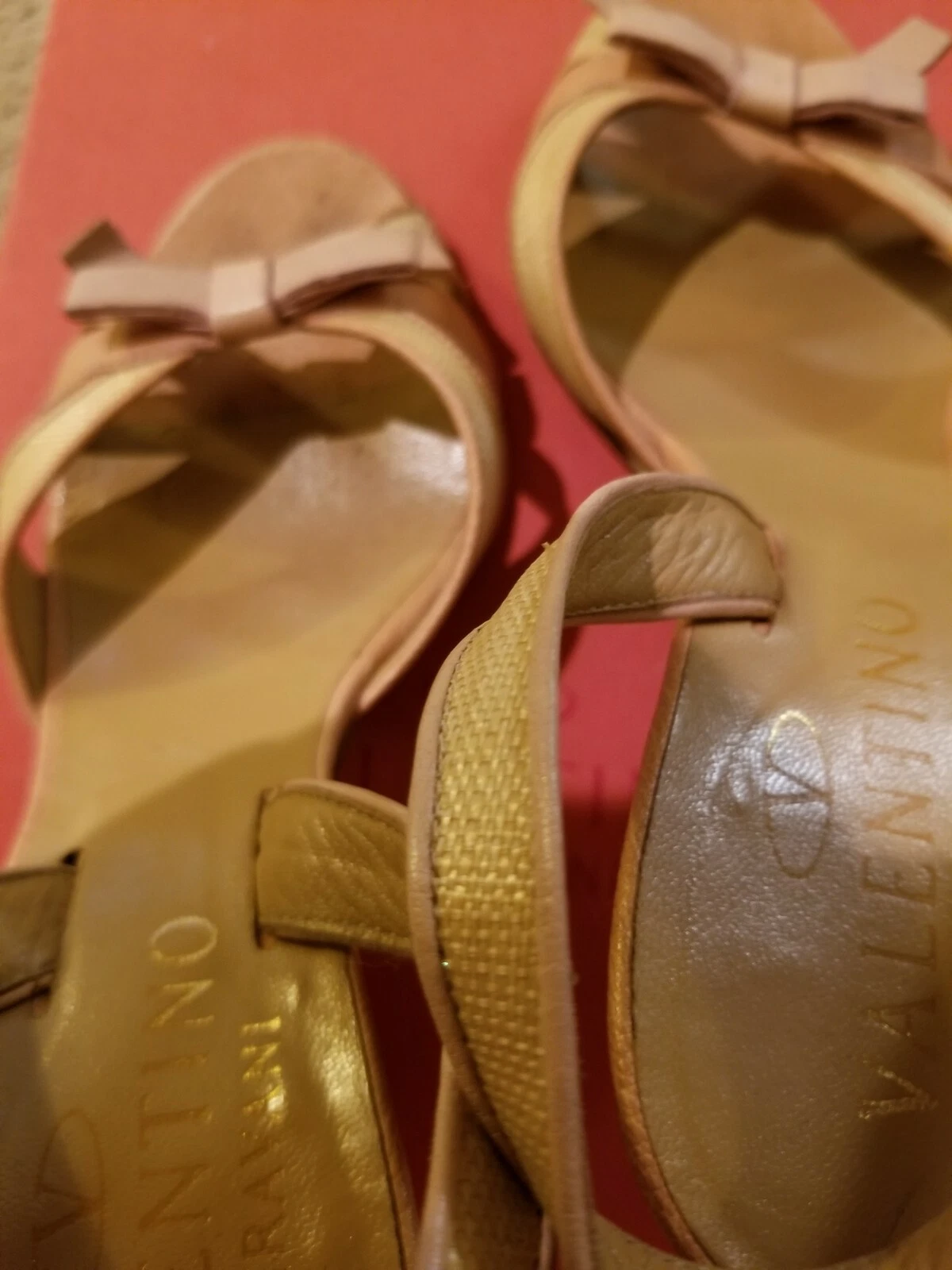 VALENTINO CINTURINO CAVIGLIA IN PELLE RICAMATO (UNICO NEL SUO GENERE)